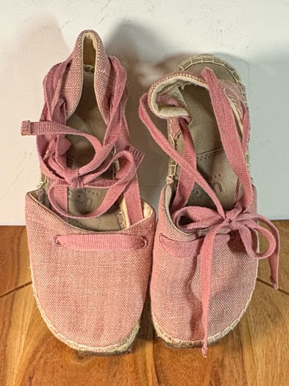 UGG Australia Pink Canvas Espadrille Tie-Up Flats Size 2